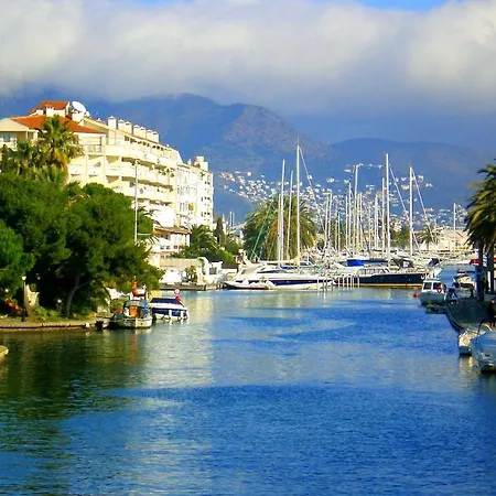148-empurialola - Beautiful With Pool And Garden With Mooring Holiday home Empuriabrava