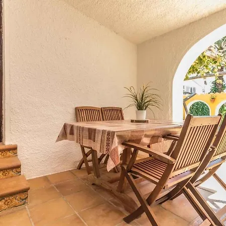 148-empurialola - Beautiful With Pool And Garden With Mooring Holiday home *